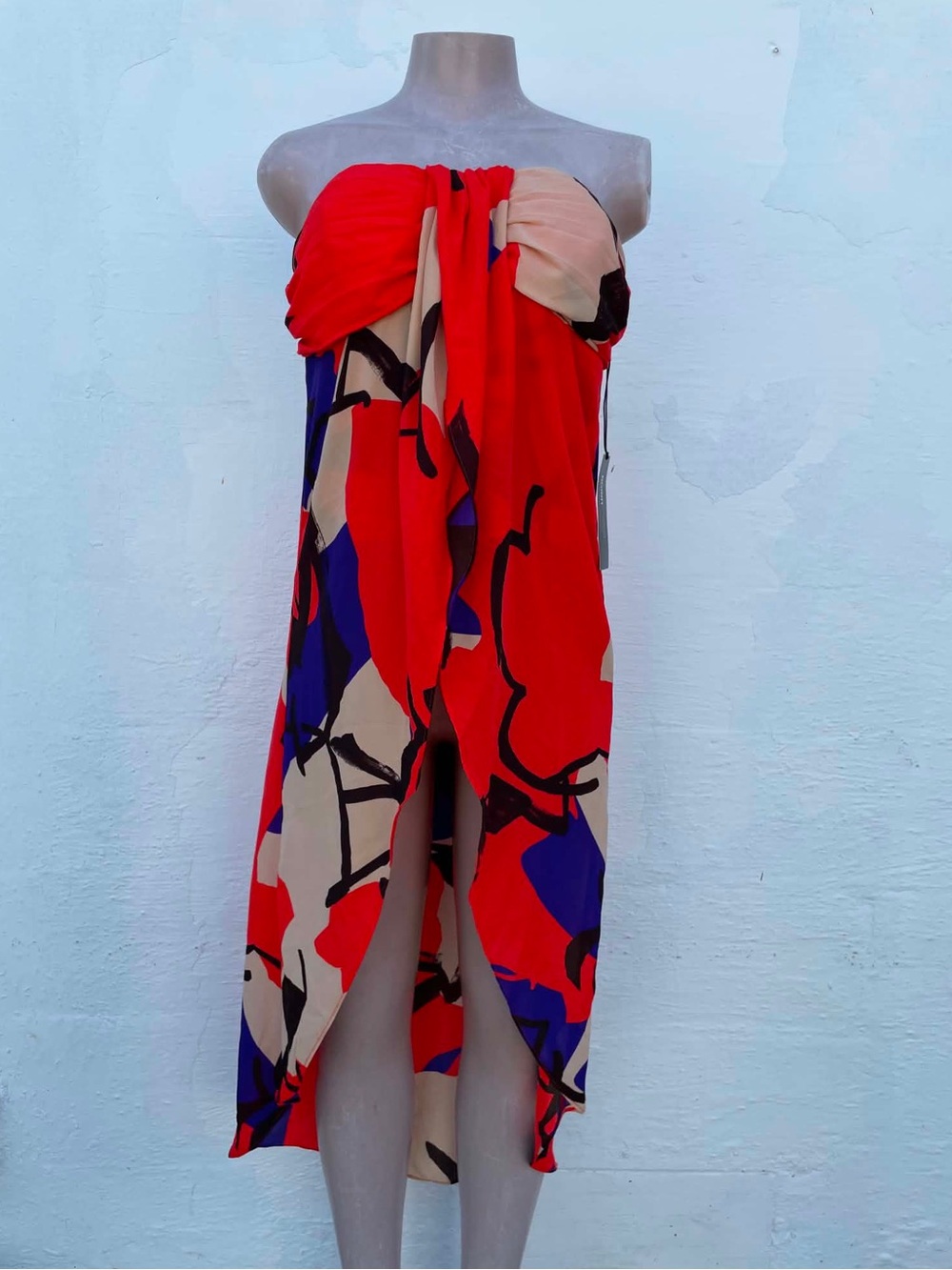 Gabrielle union Red Abstract Strapless Beach Sarong Cover-Up